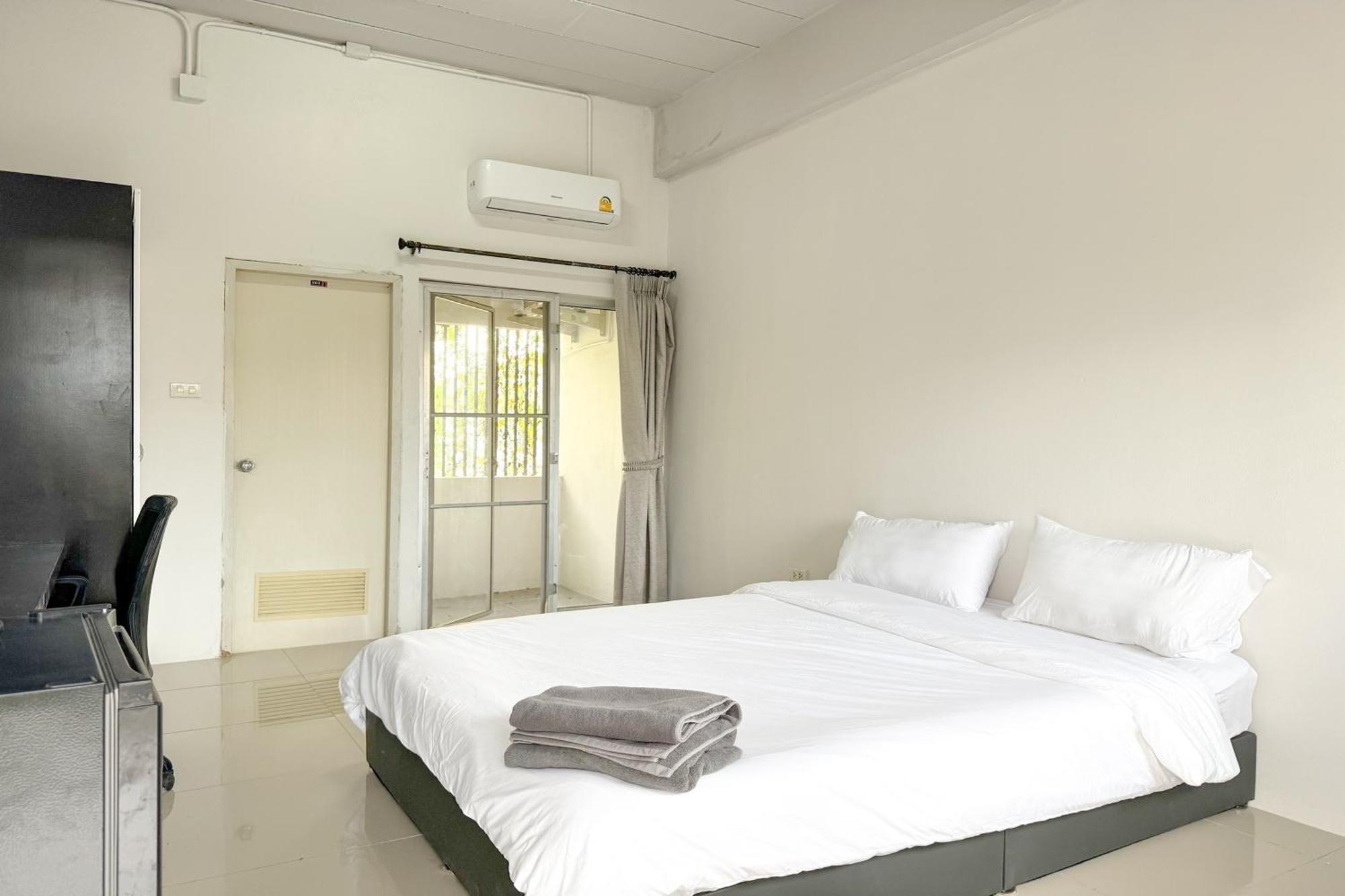 Tf Apartment Chiang Mai Buitenkant foto